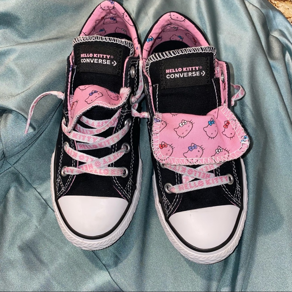 Hello Kitty Converse Girls